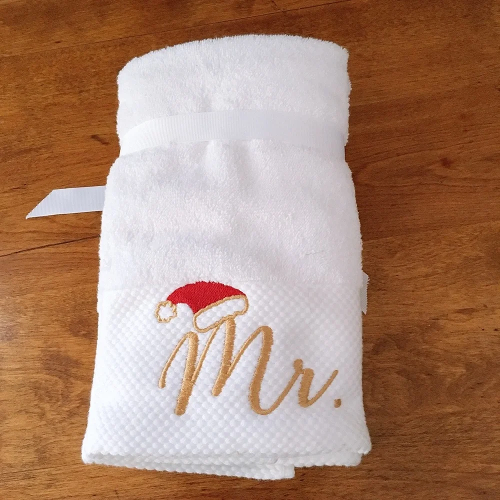 Mr & Mrs Christmas Santa Hand Plush Towels NWT First Christmas Gift Deb Connelly